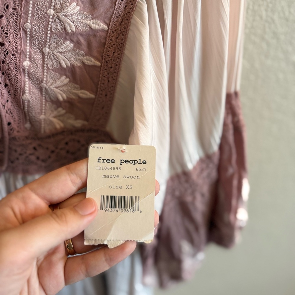 NWT Free People Lace Embroidered Boho Mini Dress Beachy Spring Feminine - Picture 12 of 14
